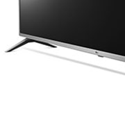 LG Smart TV LG 82" 4K HDR Ativo, ThinQ AI Inteligência Artificial, Processador α7 2º Geração, 82UM7570PSB