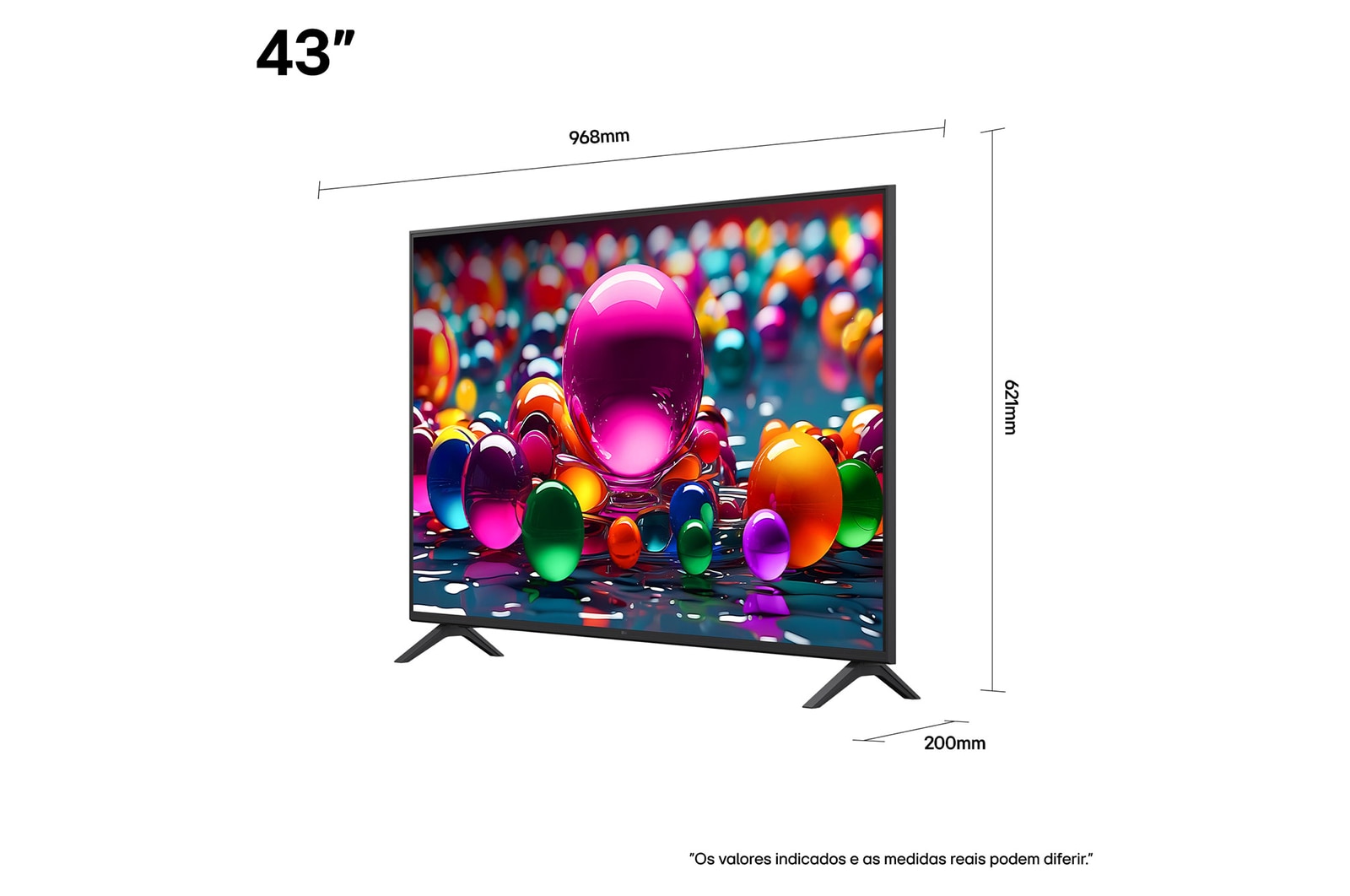 Uma foto de uma garota com um suéter vermelho dividida ao meio mostrando o lado esquerdo em SDR e o lado direito em HDR10 Pro. O lado direito da imagem é mais nítido e com melhor contraste em comparação ao lado esquerdo. O título fala sobre como o HDR10 Pro oferece qualidade de imagem elevada e contraste mais definido. 