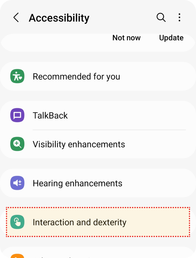 Página de acessibilidade mostrando opções como Recomendado para você, TalkBack, melhorias de visibilidade e audição.