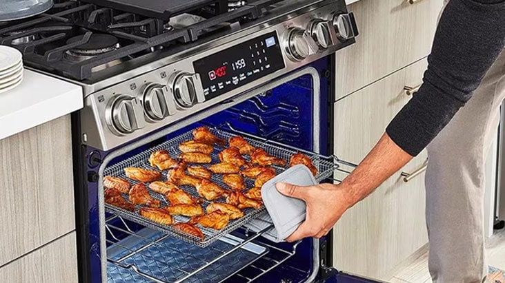 Air Fry Tray Delivers Crispy Flavour Without the Gult