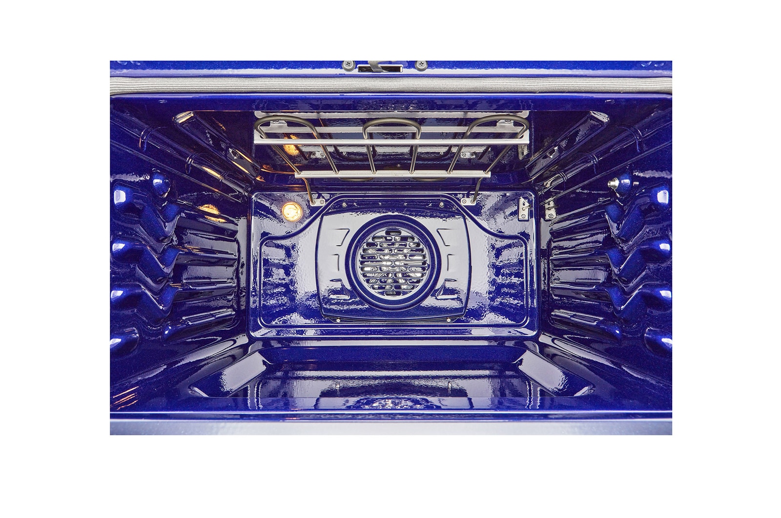 Side view of LG 30" Elec. 7.3 cu ft. Double Oven Range | Probake Convection, Air Sous-Vide, Air Fry, SelfClean, EasyClean®& Smart, Stainless, Freestanding LDEL7324YE.BSTLLCA