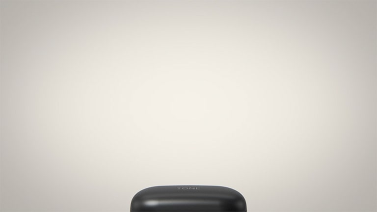 Short design film of LG TONE Free T80s. Play the video.