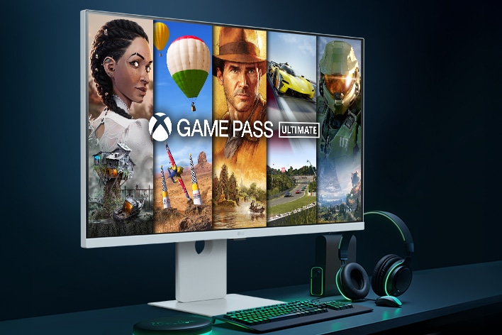The LG Smart Monitor screen displays the xbox game interface.
