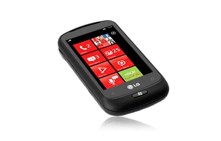 LG Optimus Quantum | Watch your mobile content on TV with LG's Play To Multimedia, LGC900