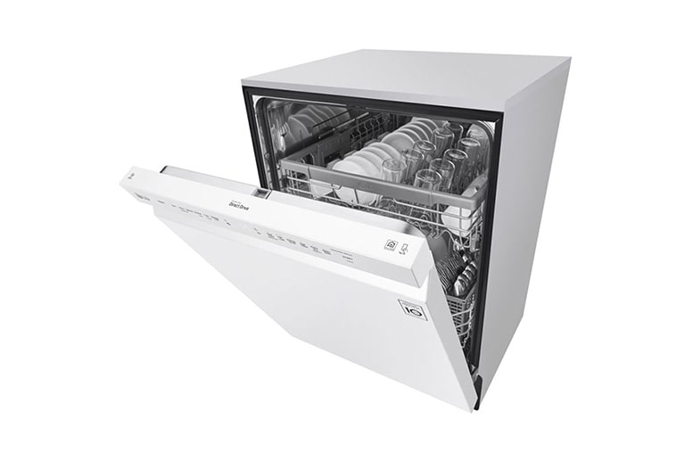 LG Front Control Dishwasher with QuadWash™ and EasyRack™ Plus, LDF5545WW