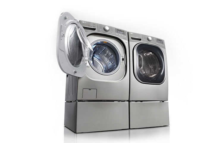 LG 7.4 cu. ft. Ultra Large Capacity Electric SteamDryer™ with TrueSteam™ Technology, DLEX4070V