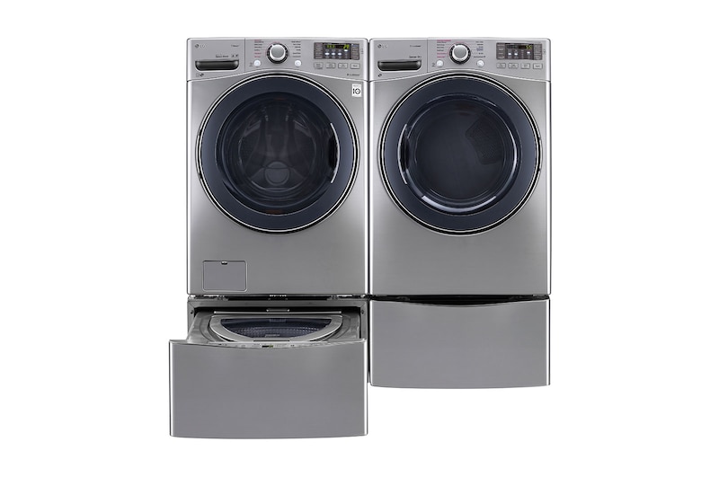 LG 7.4 cu.ft. Ultra Large Capacity Gas SteamDryer™ with NFC Tag on, DLGX3571V