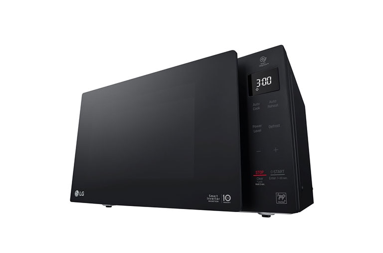 LG 0.9 cu. ft. NeoChef™ Countertop Microwave with Smart Inverter and EasyClean®, LMC0975SB