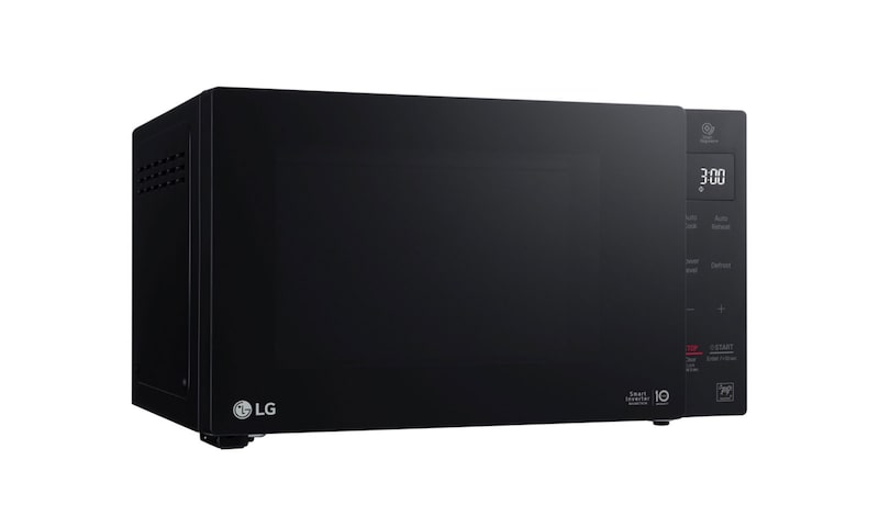 LG 0.9 cu. ft. NeoChef™ Countertop Microwave with Smart Inverter and EasyClean®, LMC0975SB