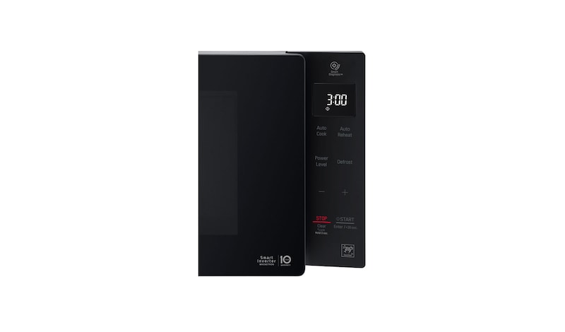 LG 0.9 cu. ft. NeoChef™ Countertop Microwave with Smart Inverter and EasyClean®, LMC0975SB