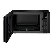 LG 1.5 cu. ft. NeoChef™ Countertop Microwave with Smart Inverter and EasyClean®, LMC1575BD