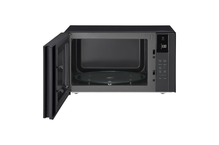 LG 1.5 cu. ft. NeoChef™ Countertop Microwave with Smart Inverter and EasyClean®, LMC1575SB