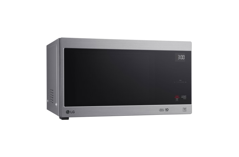 LG 1.5 cu. ft. NeoChef™ Countertop Microwave with Smart Inverter and EasyClean®, LMC1575ST