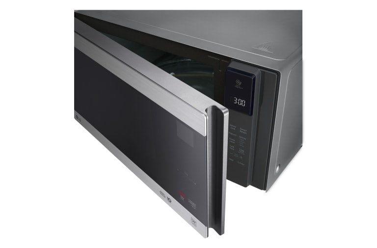 LG 1.5 cu. ft. NeoChef™ Countertop Microwave with Smart Inverter and EasyClean®, LMC1575ST