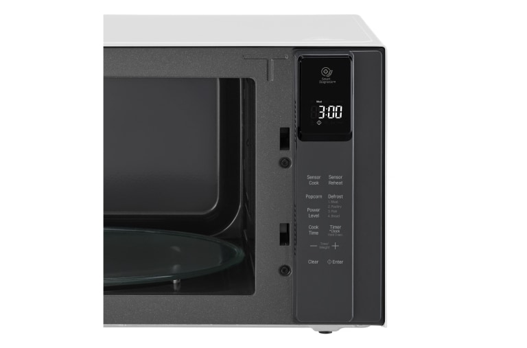 LG 1.5 cu. ft. NeoChef™ Countertop Microwave with Smart Inverter and EasyClean®, LMC1575SW