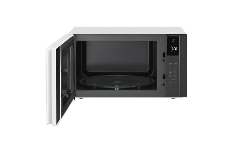 LG 1.5 cu. ft. NeoChef™ Countertop Microwave with Smart Inverter and EasyClean®, LMC1575SW