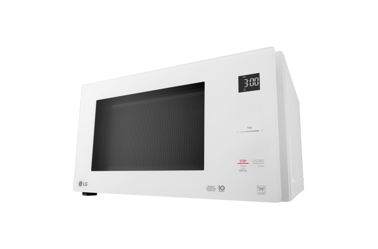 LG 1.5 cu. ft. NeoChef™ Countertop Microwave with Smart Inverter and EasyClean®, LMC1575SW
