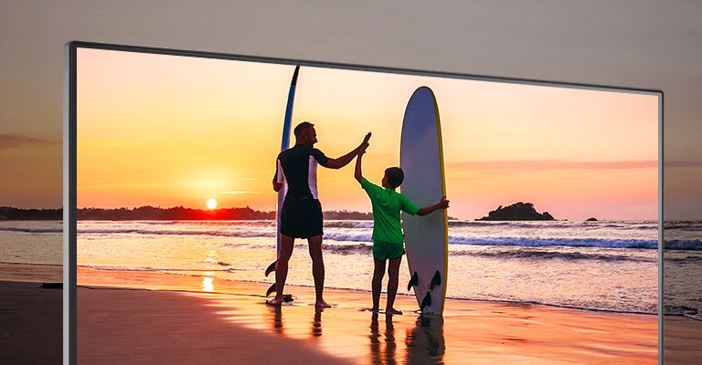 IPS with DCI-P3 95% Typical offering True Colours and Wide View