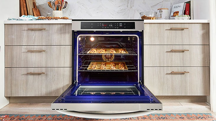 Room for the Turkey and Sides as Well