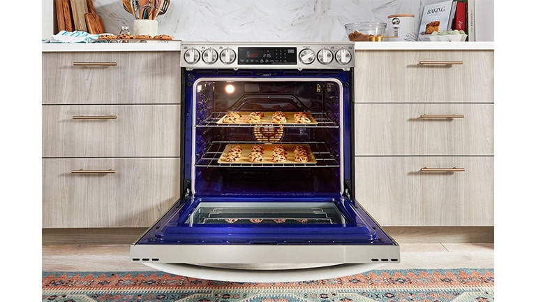 Perfect Baking and Roasting with Probake Convection®