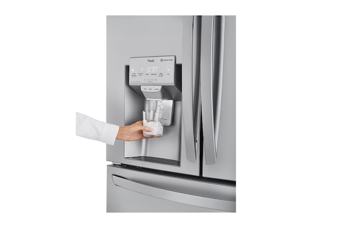 Cubed Ice Dispenser Filled view