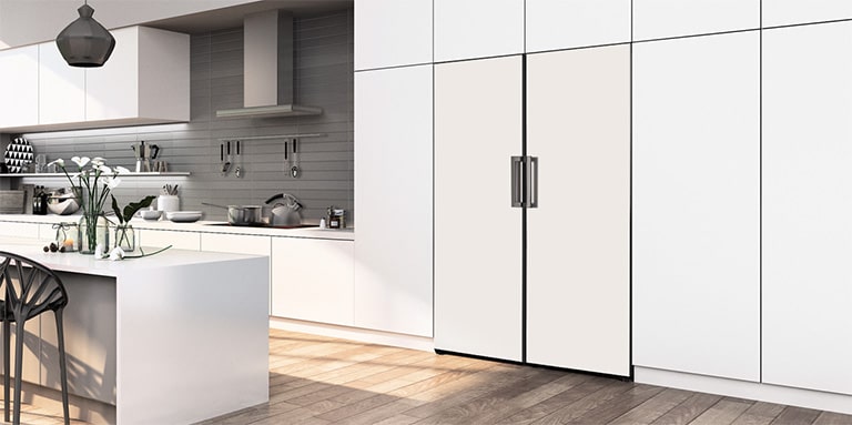 the product is perfectly inserted into the kitchen wall and shows built-in look.