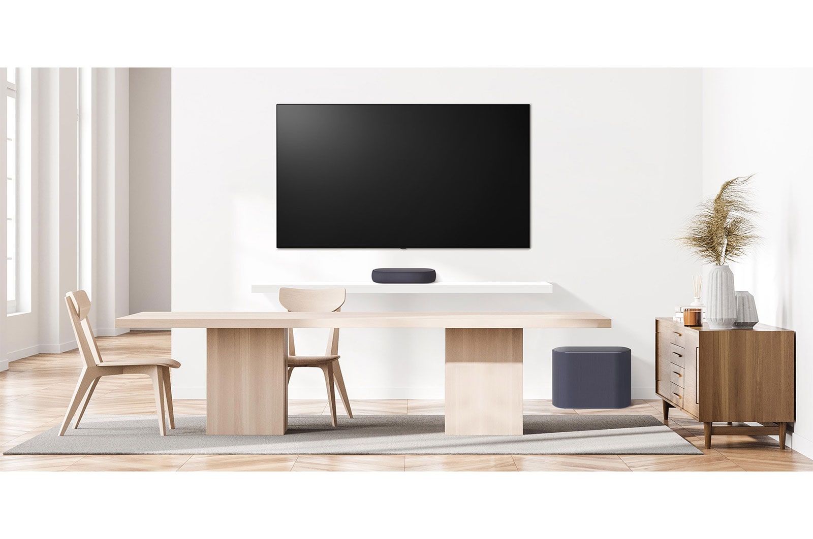 LG 3.1.2 ch QP5 Dolby Atmos Sound Bar with Compact Design, QP5