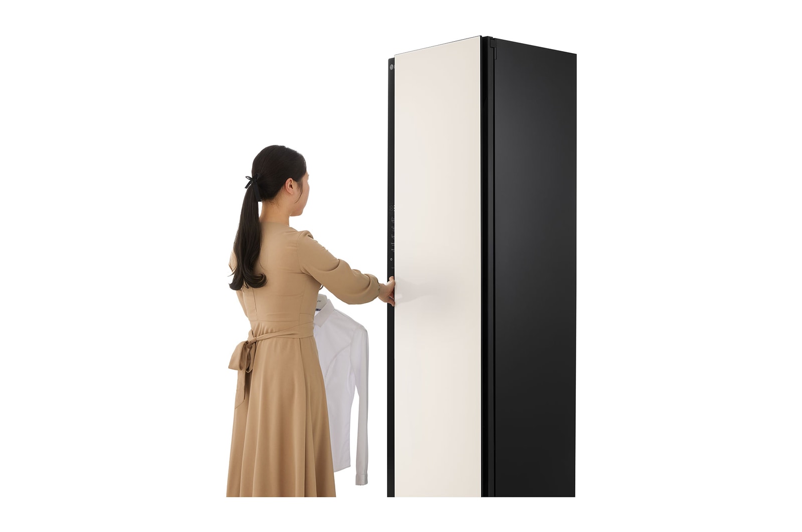 A girl operating the styler