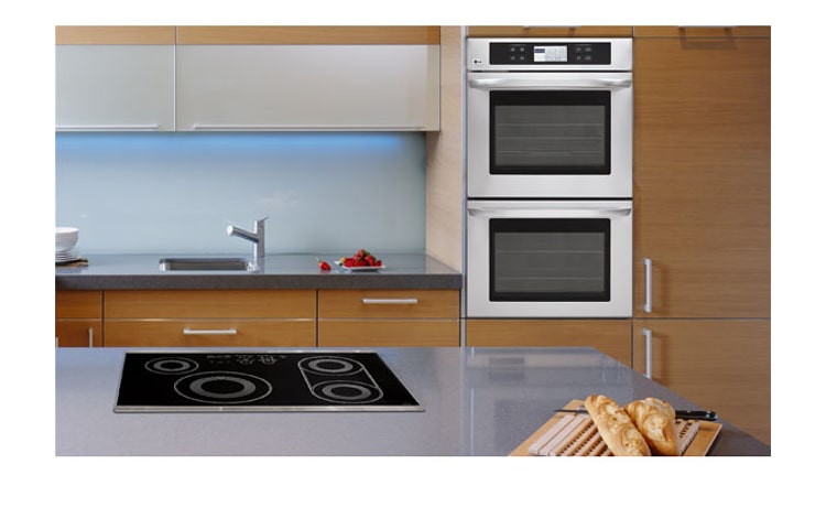 LG Double Wall Oven with two 4.7 cu.ft. ovens, LWD3081ST
