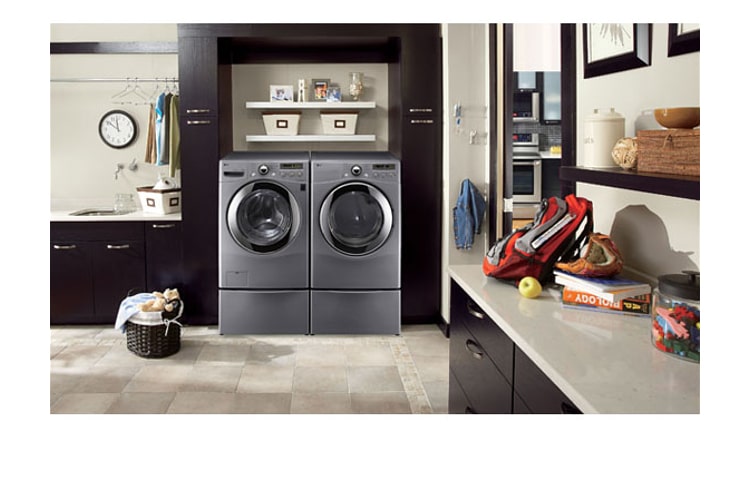 LG 4.3 cu.ft. Extra Large Capacity Front Load Washer with 6Motion™ and ColdWash™ Technology, WM2350HSC
