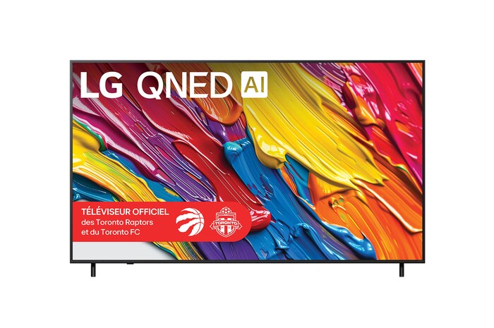 Vue avant du LG QNED82 TV, avec le logo LG QNED AI dans le coin supérieur. Le LG QNED TV présente des textures colorées rappelant une peinture en mouvement.