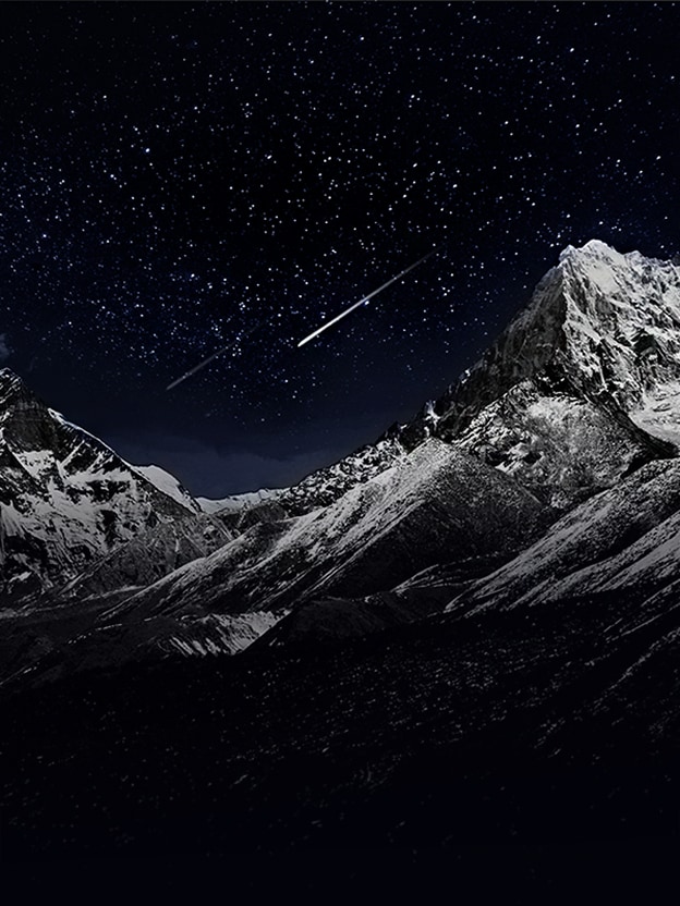 Écran LG OLED montrant un paysage de montagne sombre illustre Perfect Black.