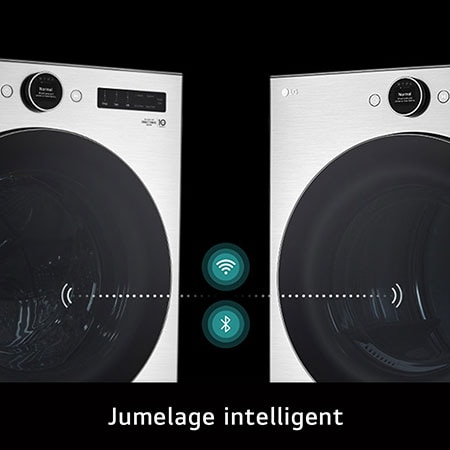 L'ensemble lave-linge et sèche-linge LG (WM5500HVA) en Acier Graphite, illustrant la fonction Smart Pairing, qui connecte les unités pour régler automatiquement le cycle de séchage optimal.