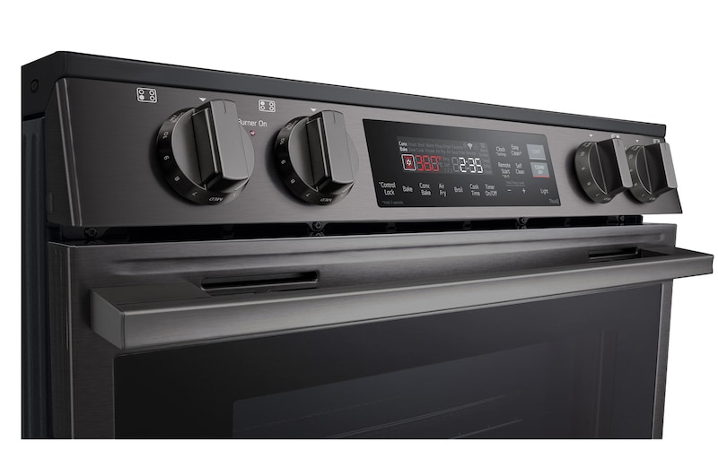 LG Cuisinière à induction de 6,3 pi³/30 po | ProBake Conv., Air Fry, SelfClean, EasyClean🅫, acier inox. noir., encastr., LSIL6334ZE
