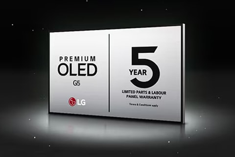 Le logo LG OLED Care+ ainsi que la garantie de 5 ans sur le panneau sur fond noir.