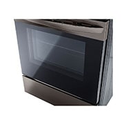 LG Cuisinière électrique intelligente de 6,3 pi3 avec Wi-Fi, convection par ventilateur, technologie AirFry et fonctionnalité EasyClean<sup>MD</sup>, LREL6323D