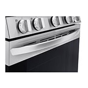 LG Cuisinière au gaz intelligente de 5,8 pi3 avec Wi-Fi et fonctionnalité EasyClean<sup>MD</sup>, LRGL5821S