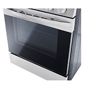 LG Cuisinière au gaz intelligente de 5,8 pi3 avec Wi-Fi, convection par ventilateur, technologie AirFry et fonctionnalité EasyClean<sup>MD</sup>, LRGL5823S