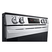 LG Cuisinière encastrable électrique de 6,3 pi³ avec fonctionnalité EasyClean<sup>MD</sup>, LSEL6332FC