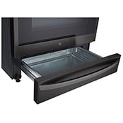 LG Cuisinière électrique intelligente encastrable de 6,3 pi³ avec Wi-Fi, technologie ProBake Convection<sup>MD</sup>, InstaView<sup>MC</sup> et AirFry , LSEL6337D