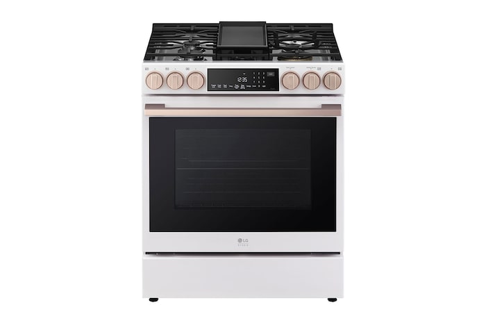 Vue avant de Cuisinière au gaz encastrable de 6,3 pi³ avec technologies InstaViewMDde LG STUDIO Essence White, LSGS6338N