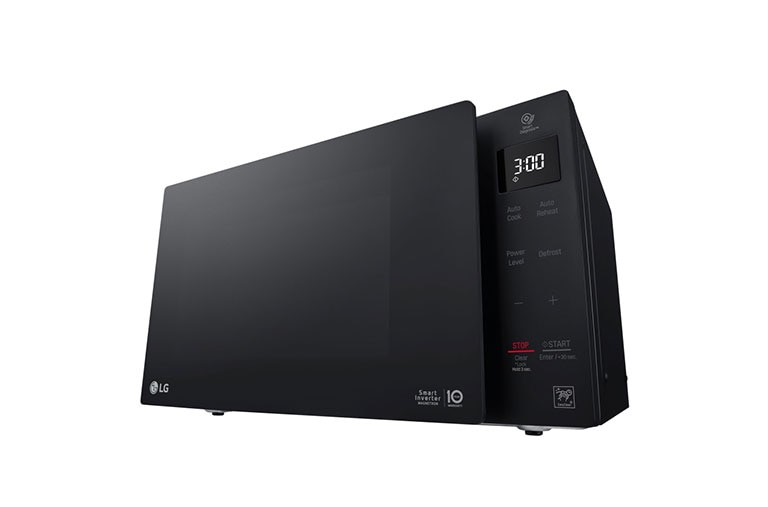 LG Micro-ondes de comptoir NeoChef<sup>MC</sup> de 0,9 pi³ avec technologies Smart Inverter et EasyClean<sup>MD</sup>, LMC0975SB