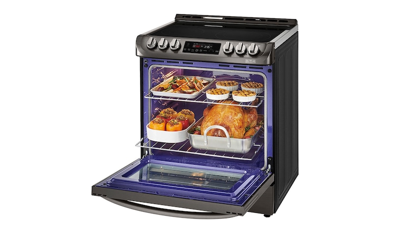 LG Cuisinière électrique encastrable de 178,4 l dotée des technologies ProBakeConvection<sup>MC</sup> et EasyClean<sup>MD</sup>, LSE4611BD