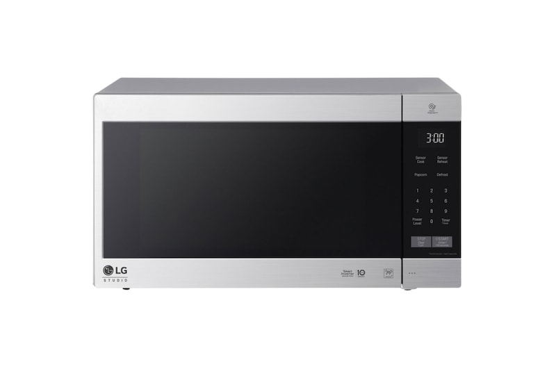 LG Four à micro-ondes de comptoir NeoChef<sup>MC</sup> de 2,0 pi<sup>3</sup> de la gamme LG STUDIO doté du système intelligent à inversion et de la fonctionnalité EasyClean<sup>MD</sup>, LSRM2085ST
