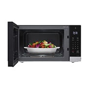 LG Four à micro-ondes de comptoir NeoChef<sup>MC</sup> de 0.9 pi3 avec onduleur intelligent et cuisson par capteur, MSER0990S