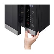 LG Four à micro-ondes de comptoir NeoChef<sup>MC</sup> de 0.9 pi3 avec onduleur intelligent et cuisson par capteur, MSER0990S