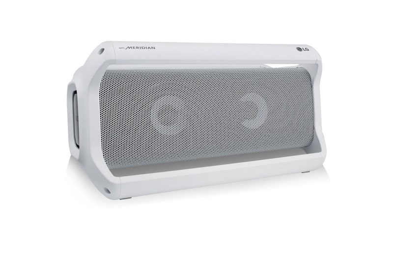 LG Haut-parleur Bluetooth XBOOM GO PK7-W de LG résistant à l’eau et offrant jusqu’à 22 heures de lecture, PK7-W