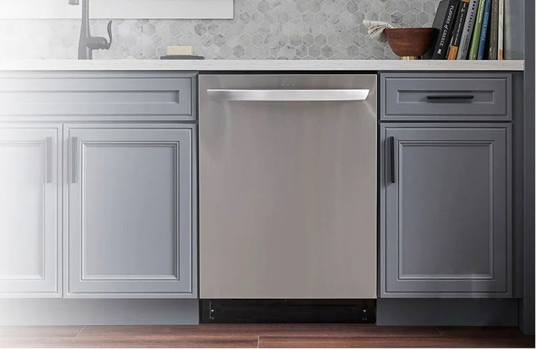 Résistant aux taches pour une brillance sans effort