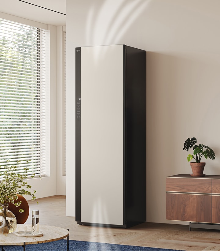 LG DUAL TrueSteam™ removing odour and steaming shirts.