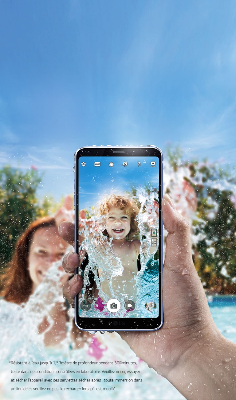 Résistant à l'eau et à la poussière